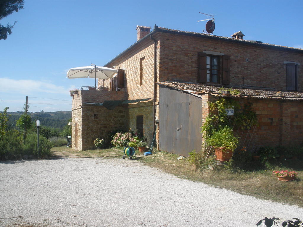 Agriturismo Santa Maria Torrita di Siena Bagian luar foto