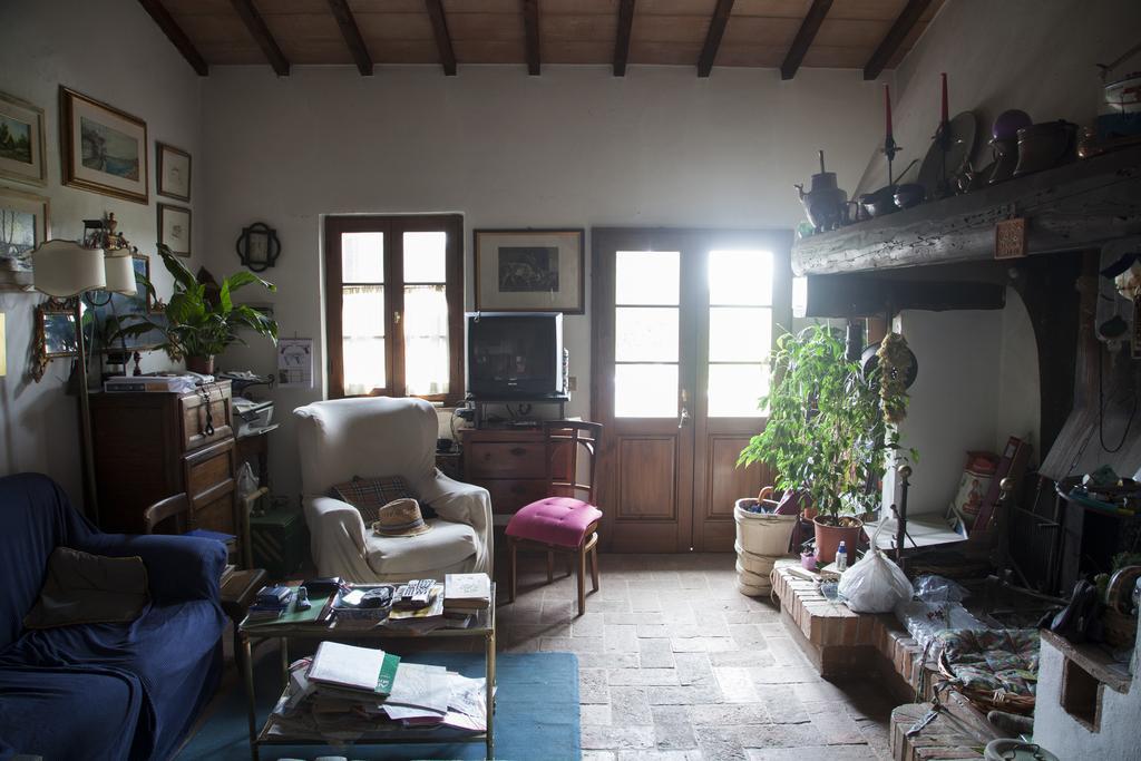 Agriturismo Santa Maria Torrita di Siena Bagian luar foto