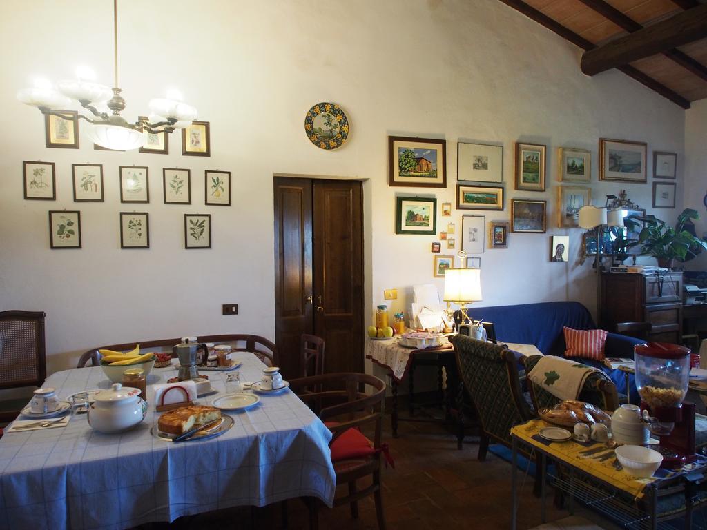 Agriturismo Santa Maria Torrita di Siena Bagian luar foto